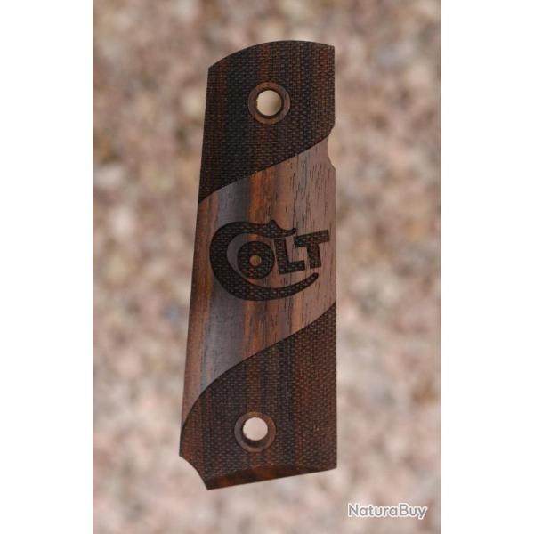 PLAQUETTES COLT 1911 (partiellement quadrill�es + logo Colt)