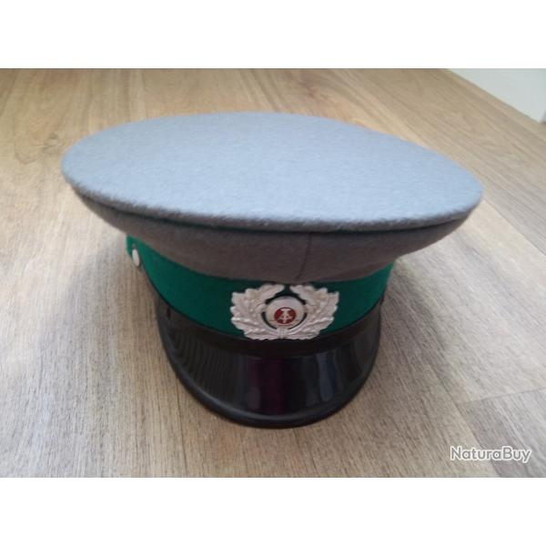 casquette NVA �quipement collection militaire pas neuve !