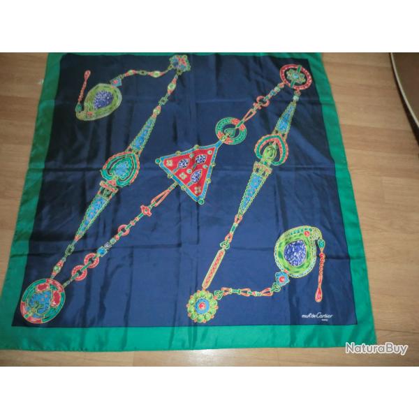 carr� foulard vintage must de cartier 100% soie  87 X  83 cm