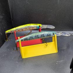 Lot 411/Stickbaits,FISH AND FISHING/14.5cm,15,5 grs(1UV)+Protection triple offert/Hame&ccedil;ons VMC.