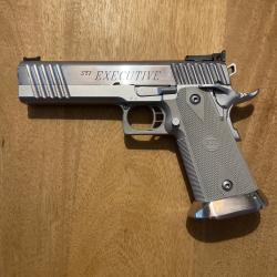 Pistolet  STI EX&Eacute;CUTIVE 2011 en 40SW