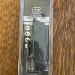 Chargeur CO2 16 BBs pour Glock 17 GBB - Cybergun / KWC Airsoft NEUF