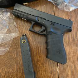 Glock 17 gen 4 Co2 4,5mm Cybergun sous licence GLOCK inc. Airsoft NEUF