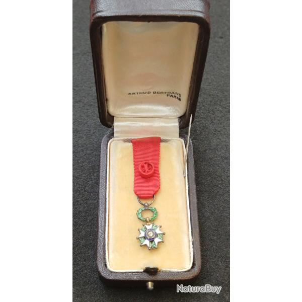 Croix d'Officier de la L�gion d'Honneur - r�duction en argent massif + �crin