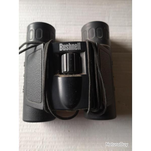 Optique, jumelles compacte.