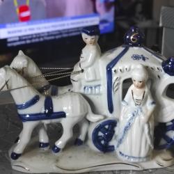 LOT 2 Figurines pour decoration ou collection