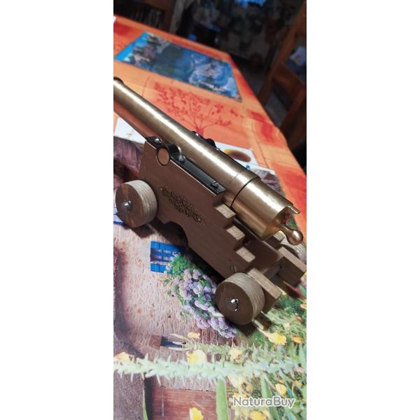 Canon miniature fonctionnel