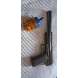 Pistolet Airsoft "Redline" 6 mm