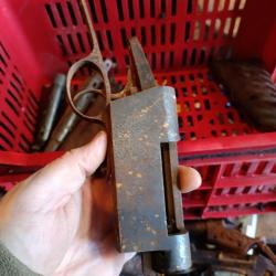 Boitier culasse de lebel scolaire