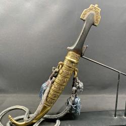 ANCIEN IMPOSANT POIGNARD DU MAROC, LAITON MASSIF, LAME SERIEUSE, COUTEAU DU MAGHREB, AFRIQUE
