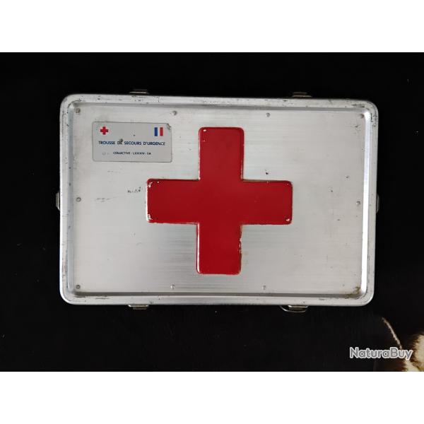 Trousse secours + seringues verre vintage boite aluminium croix rouge Francaise