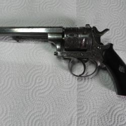 revolver  en 380 poudre noire