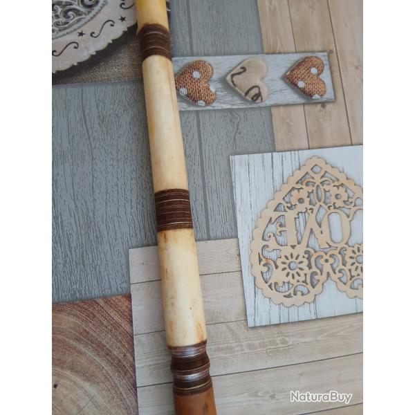 Canne vintage en os de chameau