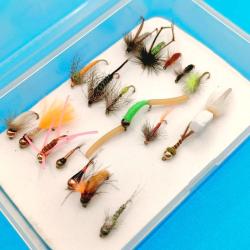 Kit de D&eacute;couverte "Initiation Mouche" - 19 Mod&egrave;les Mixtes - Hame&ccedil;ons #12-14 (Avec Ardillon)