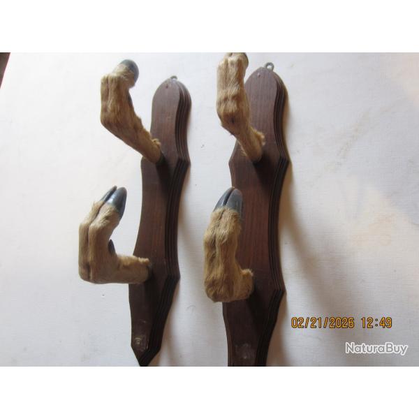 Crochets muraux pieds de biche pour armes d'�paule