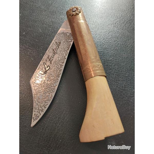 Couteau l'Eustache IdF 2013 revisit� vigne