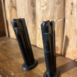 LOT 2 CHARGEURS SIG SAUER MOSQUITO 22LR