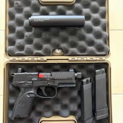 FN 502 Cal. 22lr + accessoires - Proche du neuf