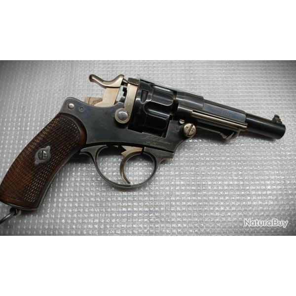 REVOLVER REGLEMENTAIRE DE MARINE MODELE 1874 EN ETAT EXCEPTIONNEL