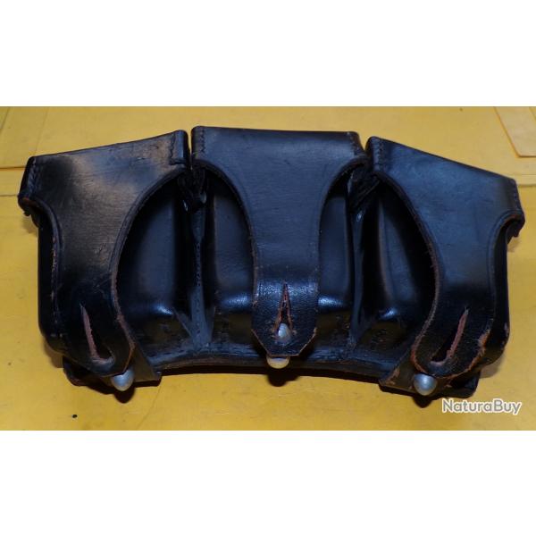 CARTOUCHIERE EN CUIR DE L'ARMEE ALLEMANDE PERIODE APRES GUERRE  , FABRICATION ALLEMANDE , ETAT NEUF