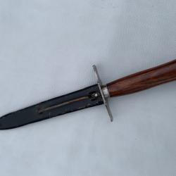 Couteau de tranch&eacute;e dit Le Vengeur