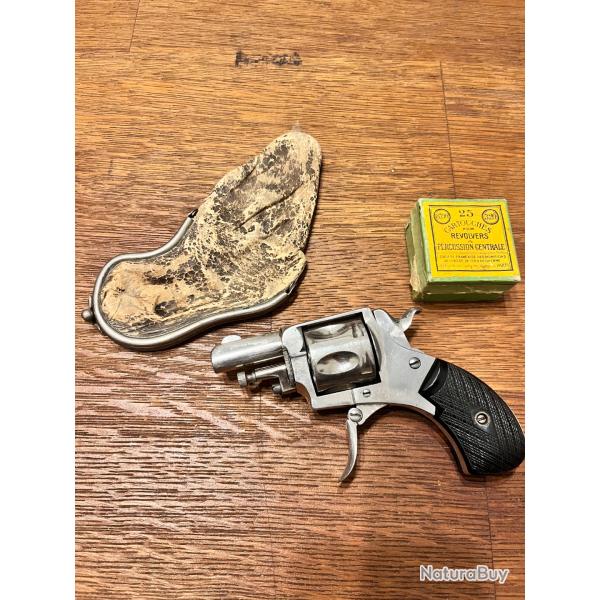 Superbe revolver 320 + munitions 1� sans prix de r�serve