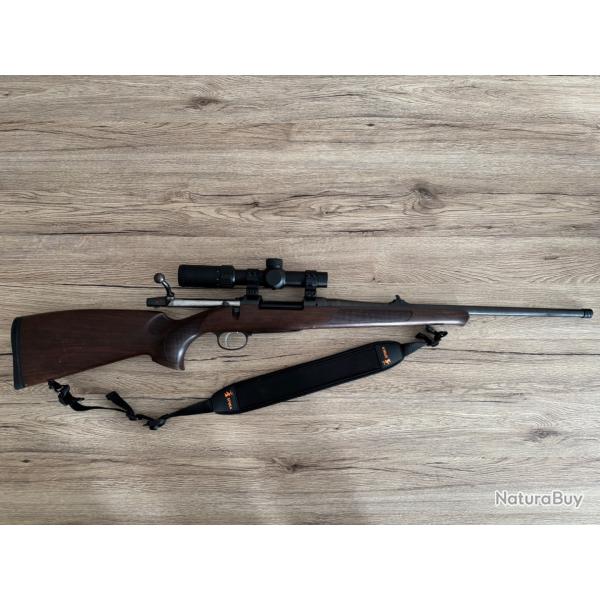 Carabine CZ 557 + Lunette 1-6x24 + Munitions