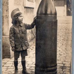 CPA -Obus de 380 -Bombardement de NANCY 13 Aout 1916 -N&deg;7543