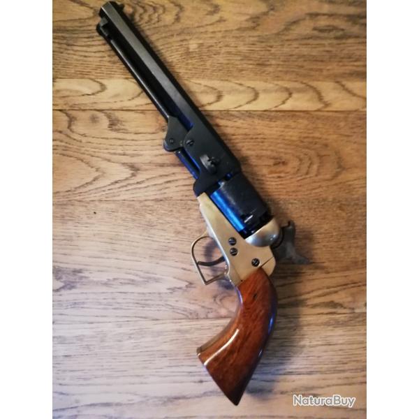 R�plique italienne d'un petit colt  1848 BB dragoon en cal 31.