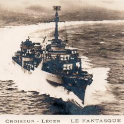 CPA - CROISEUR - LEGER " LE FANTASQUE  " -N&deg;7546