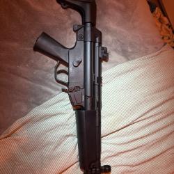 R&eacute;plique mp5