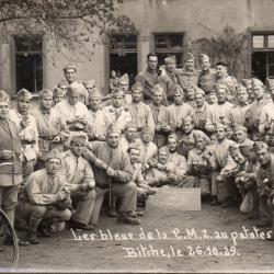 CPA - photo D'un groupe de soldats -N&deg; 7557