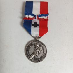 m&eacute;daille le souvenir fran&ccedil;ais, argent