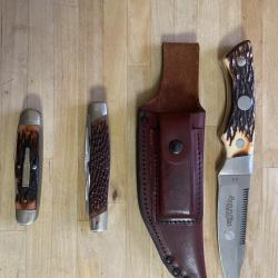 Lot 2 couteaux pliants et un poignard