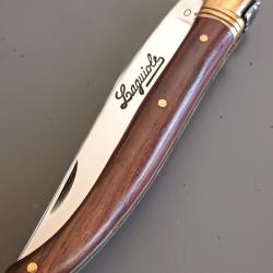 ANCIEN COUTEAU LAGUIOLE, VEILLES LAME THIERNOISE, THIERS, manche en  bois, guilloch&eacute;.