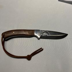 Couteau de chasse avec son &eacute;tui cuir