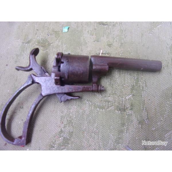 pistolet � broche
