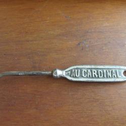 Tire lacet/bouton publicitaire 1900