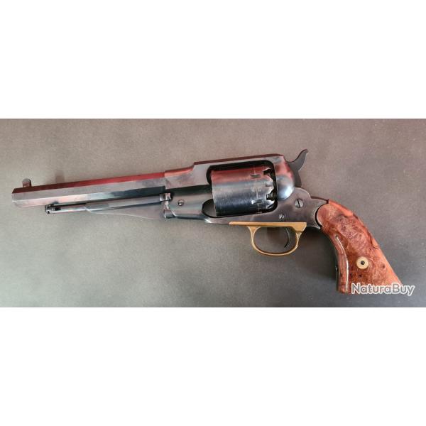 Revolver Remington 1858 GAMI Cal.36 code AD ann�e 1978 crosse en Ronce De Noyer