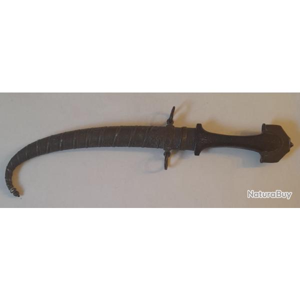 Poignard koummya Afrique nord avec fourreau manche de bois et m�tal longueur 41 cm tr�s bon �tat