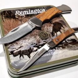 Coffret Cadeau 2 Couteaux Pliants Remington Whitetail & Fox Lame Acier Inox Manche Bois d'Olivier