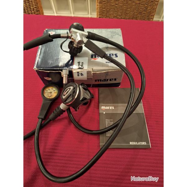 d�tendeur de plong�e sous marine MARES