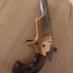 Derringer colt num&eacute;ro 3