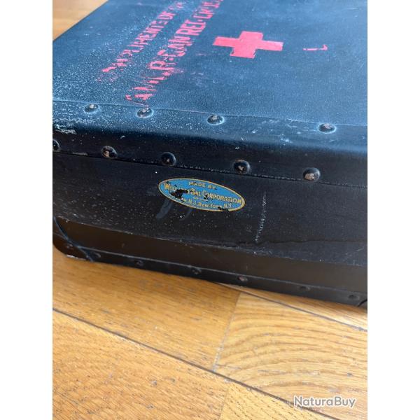 Valise Croix Rouge am�ricaine - ww2 - militaria