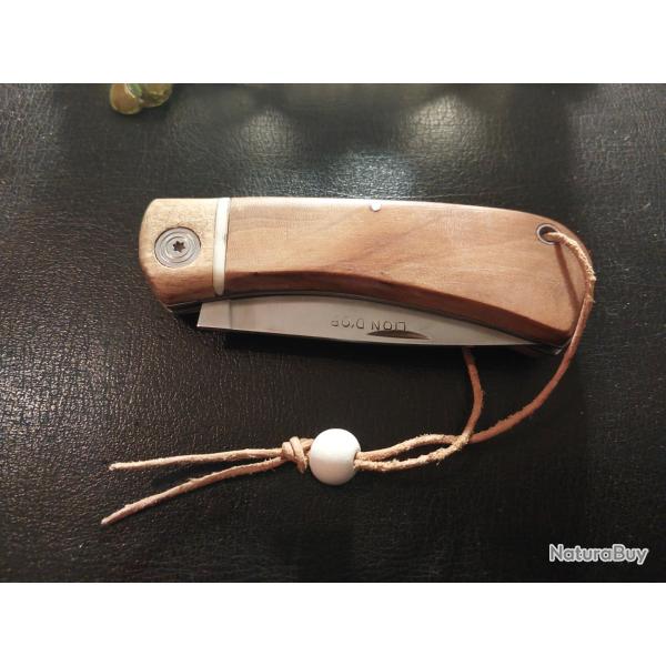 Couteau bouledogue Lion d'or