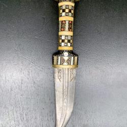 ANCIEN SUPERBE POIGNARD SYRIEN DU MILIEU DU XIX&deg; SIECLE, POIGNEE SIGNEE,  PAS DE FOURREAU