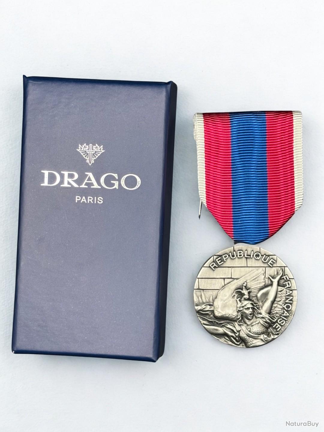 14.037) Médaille de la Défense Nationale - Argent - Drago