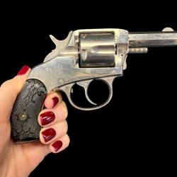 HARRINGTON RICHARDSON THE AMERICAN BULLDOG cal. 38sw