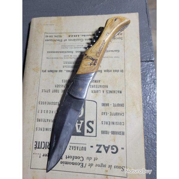 Couteau pliant �Chasseurs� avec tire-bouchon - manche bois