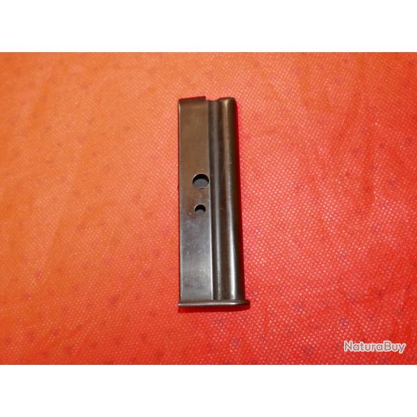 Rare chargeur de carabine MAS 1950 en 22 Lr (carabine produite � seulement 2500 exemplaires)